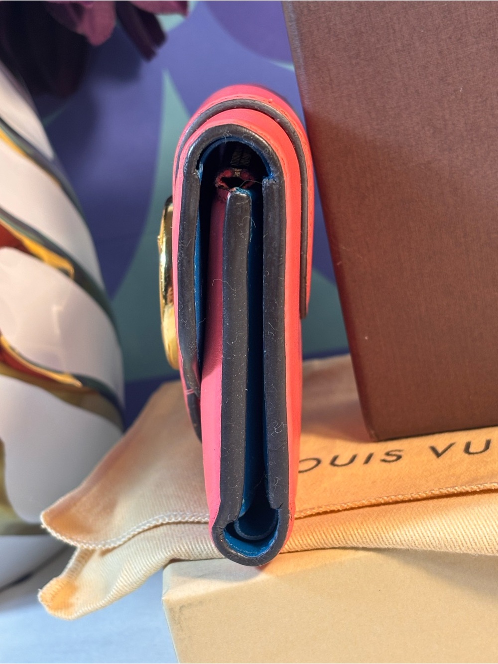 Louis Vuitton Pont 9 Compact Trifold - Picture 4 of 16